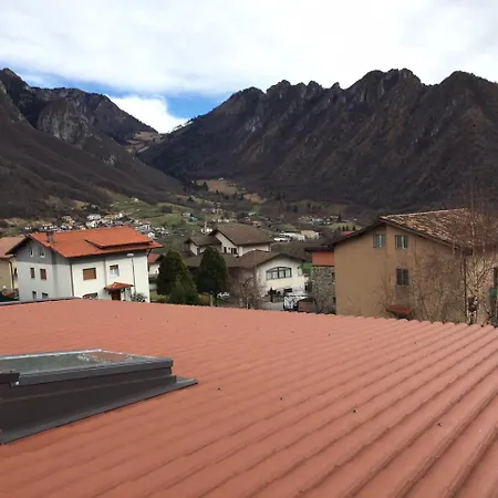 Hostel Trentapassi