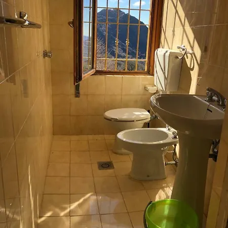 Trentapassi Hostel