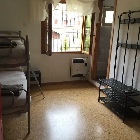 Hostel Trentapassi